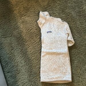 Patagonia women’s three quarter zip XXL